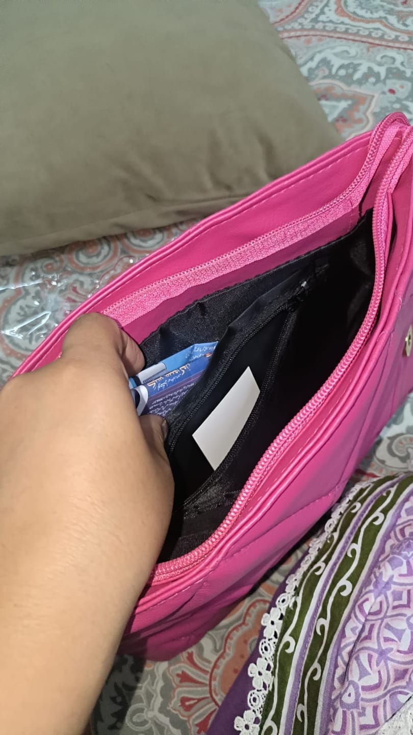 Customer photo review of Belle The Luna Fold Bag Pink