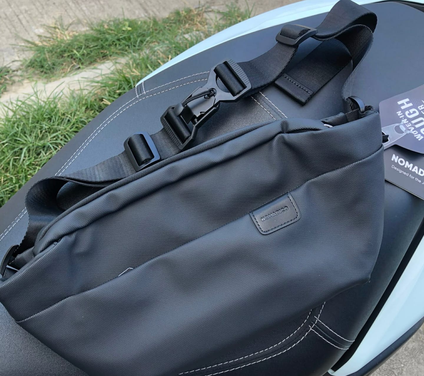 Customer photo review of Traxel Sling Bag