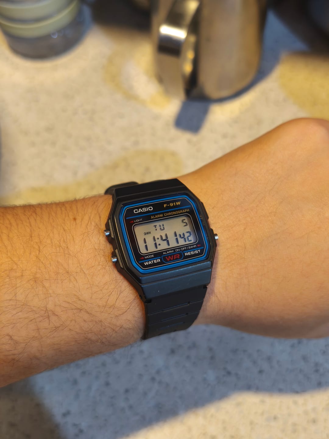 Customer photo review of Reloj Casio Vintage F-91W-1DG Clásico Líneas Azules
