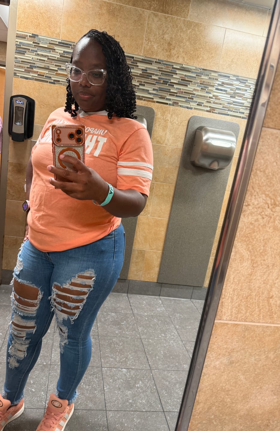 Customer photo review of Unapologetically THAT GIRL Varsity Tee (Peach)