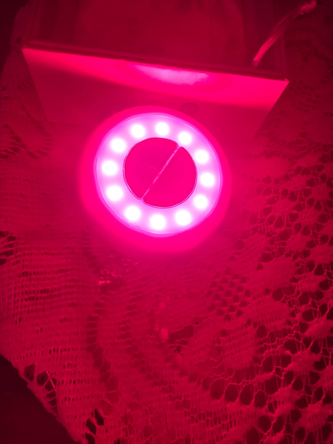 Customer photo review of Koanna® Deepr™ ØØ5 – Rotlicht-Gerät für straffe Haut