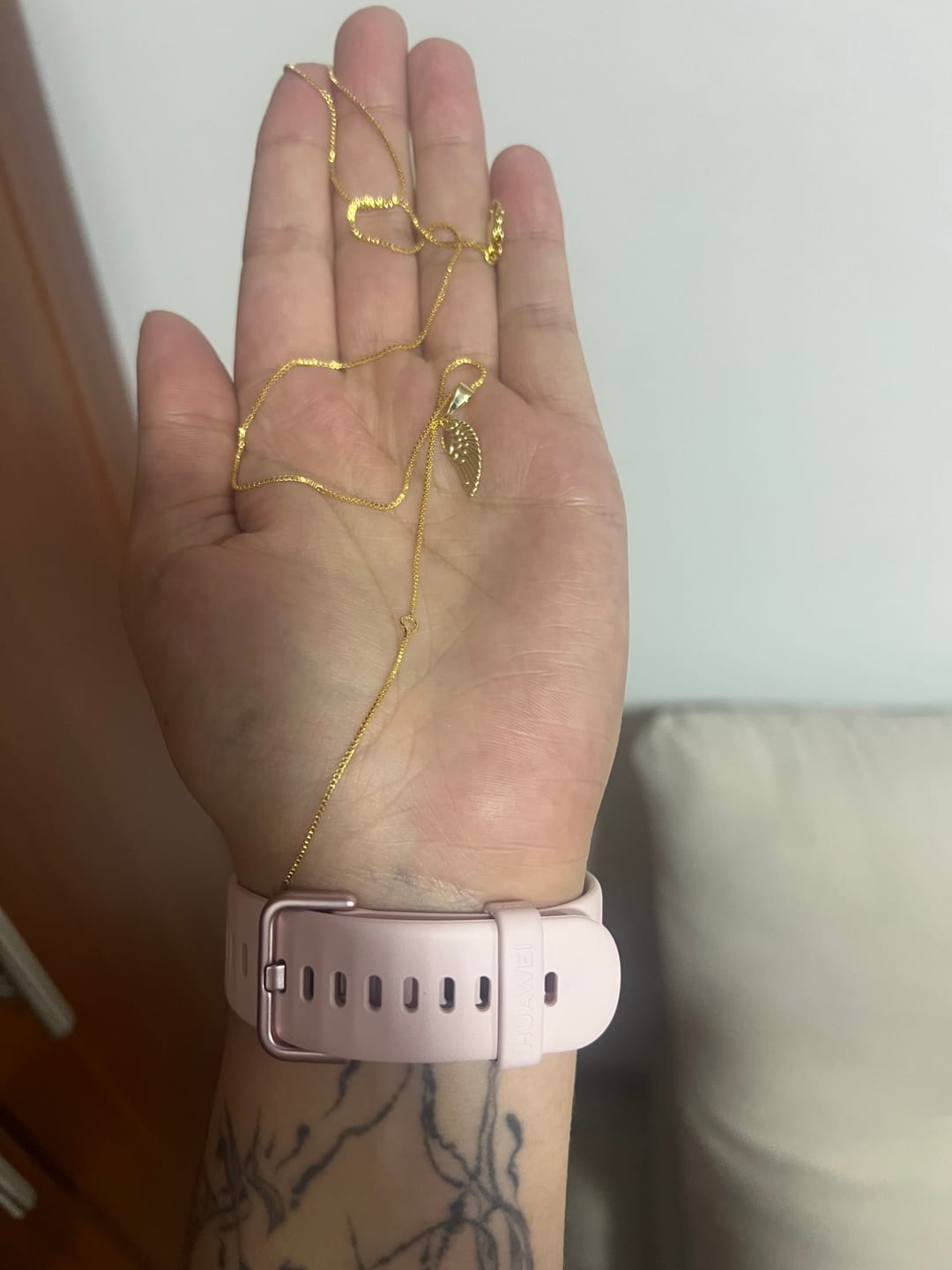 Customer photo review of Cadena Veneciana 45cm + Dije Ala + Pulsera Cola de Ratón en Oro laminado 18k para Dama