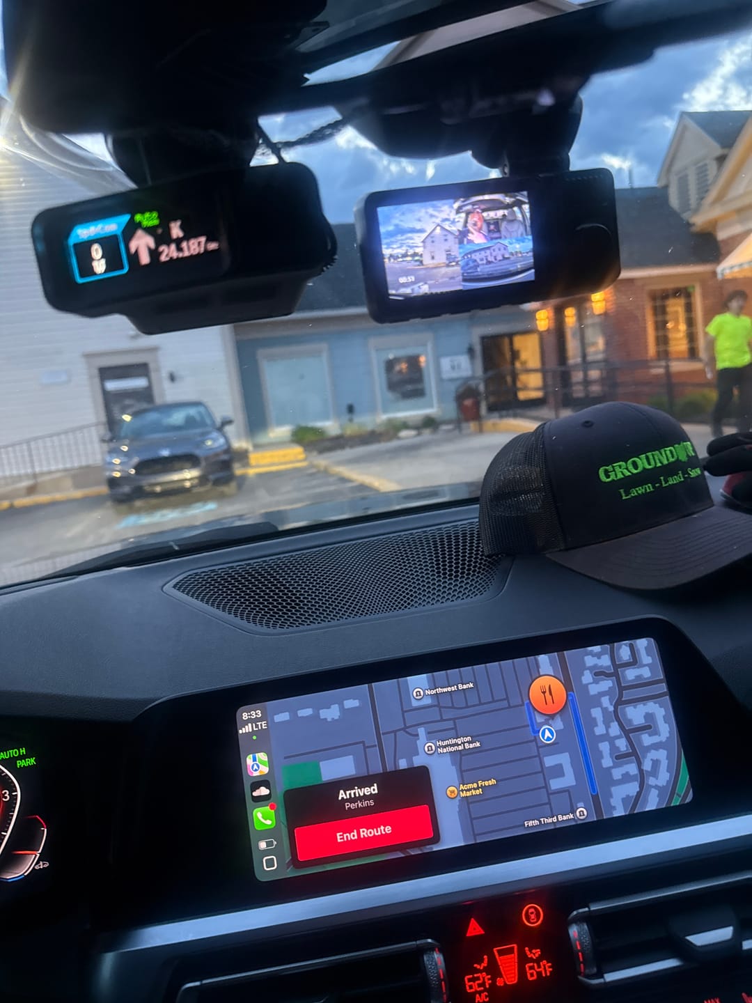 Customer photo review of REDTIGER F17 Elite 4K 3 Channel Dash Cam Sony STARVIS 2 Dual HDR WIFI 6 Full Night Color