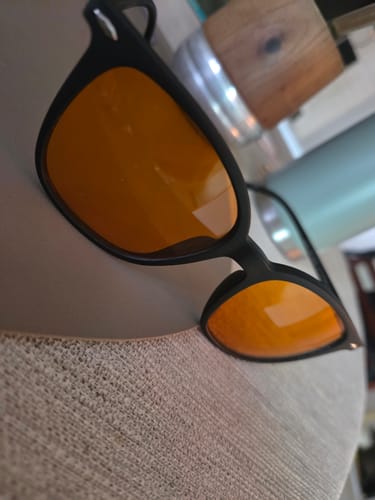 Customer photo review of blue blocker hope 527nm - garage sale