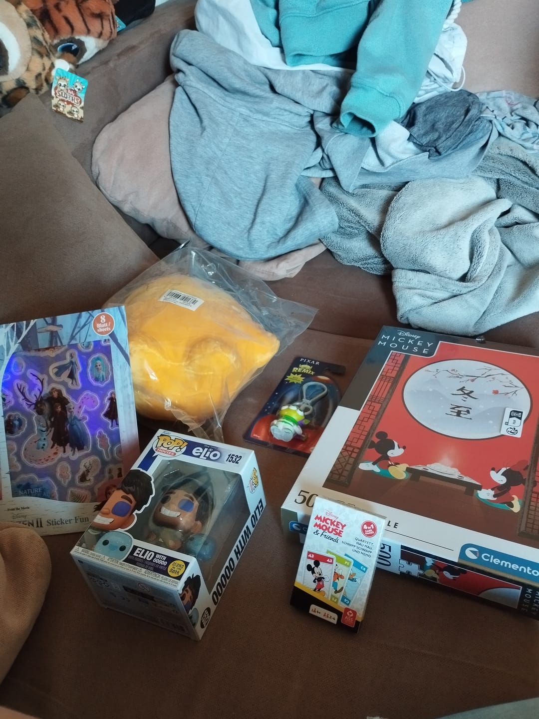 Customer photo review of Disney Mystery Box