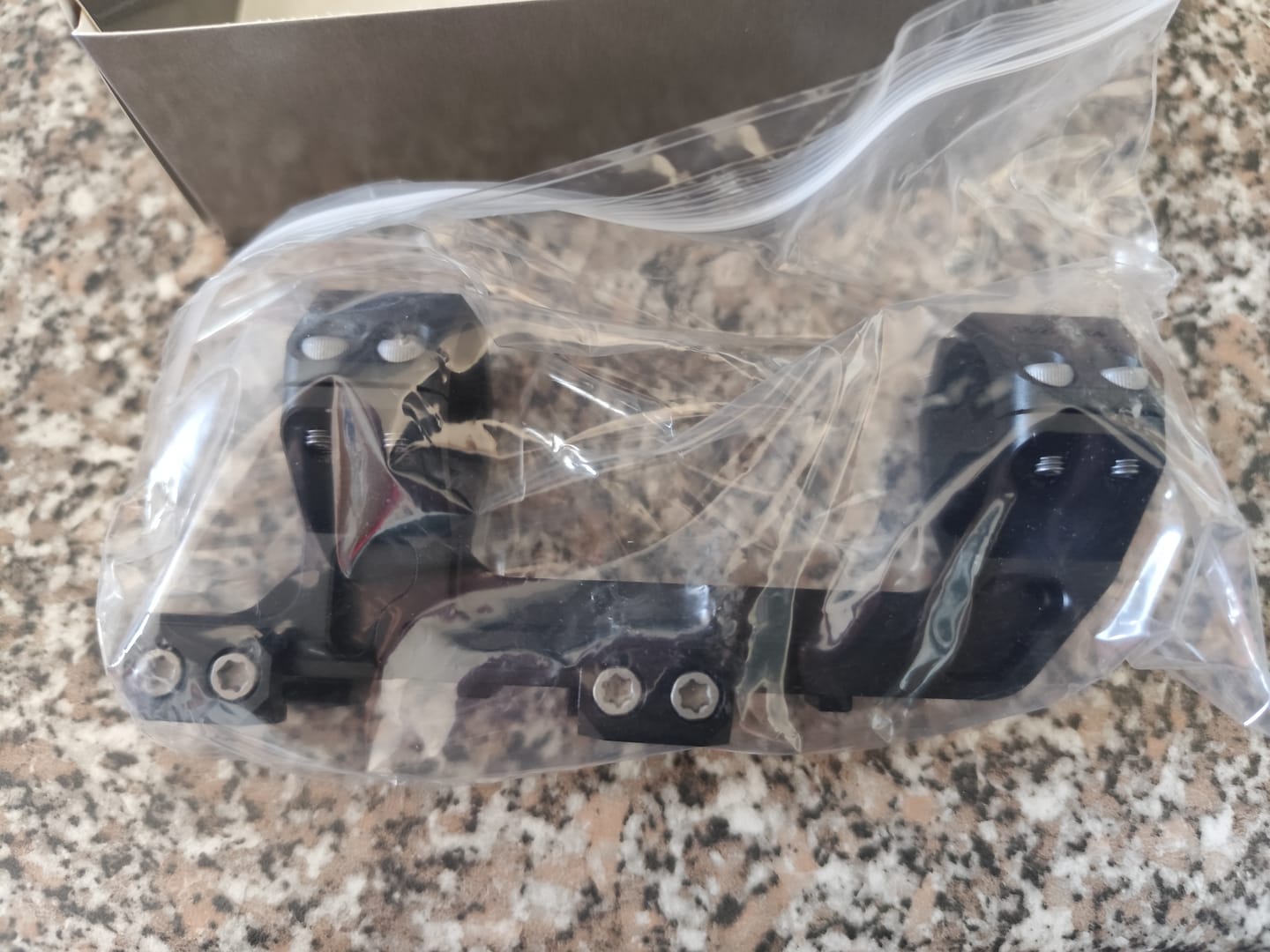 Customer photo review of Vector Optics XASR-3031 X-Accu Blockmontage für 30mm Tubus, 21mm ext. Picatinny for AR, h=38mm
