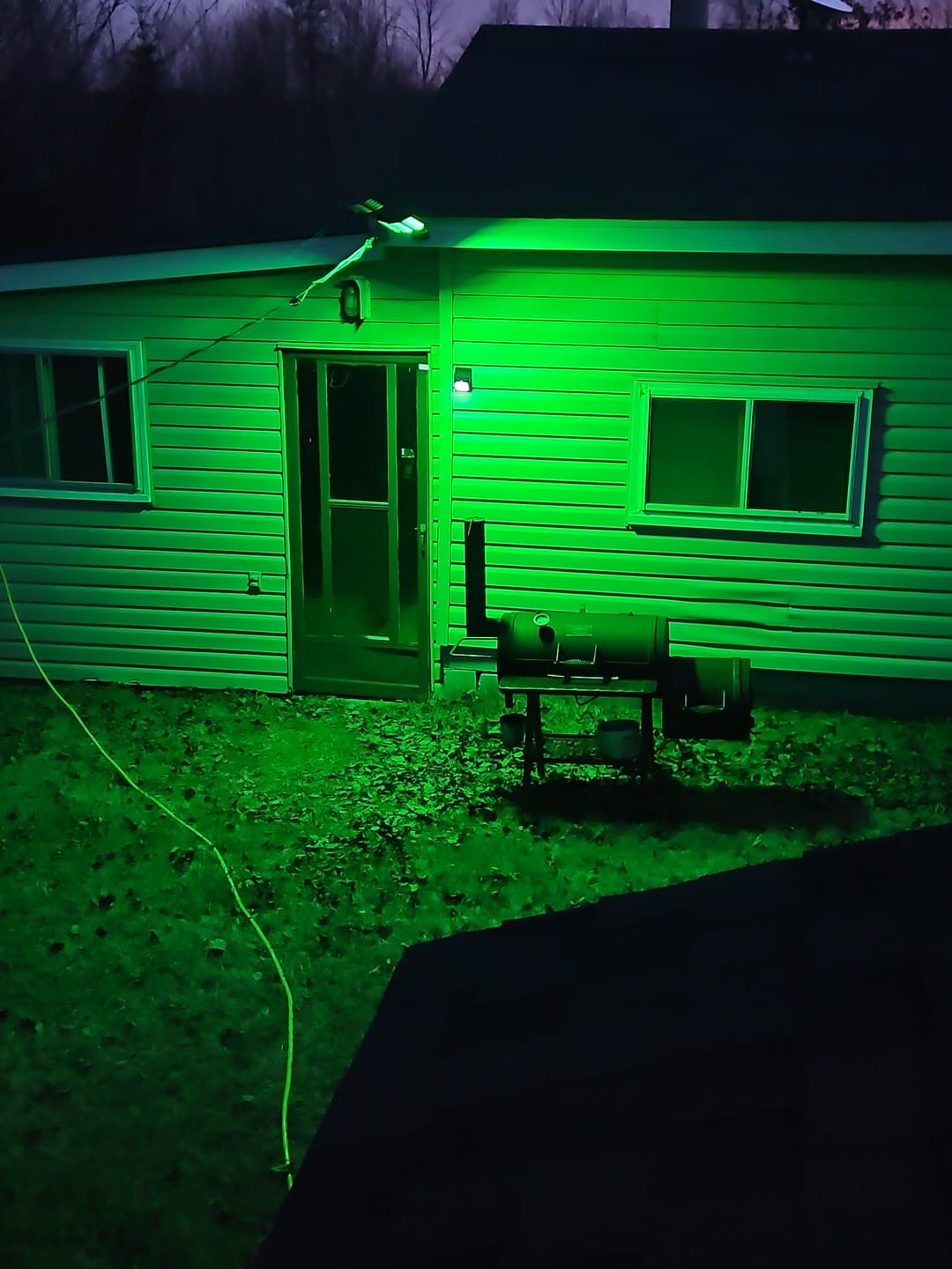 Customer photo review of Solar Green Feeder Light for Hunting -10,000 lumens