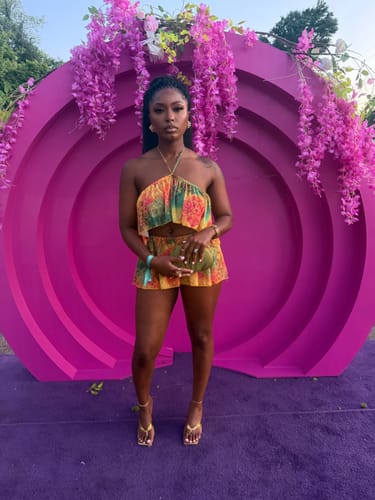 Customer photo review of Bella Bloom Mini (Sizes S-XL)