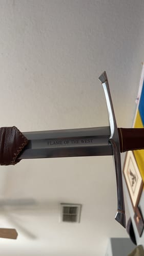 Customer photo review of Iron Oath Greatsword