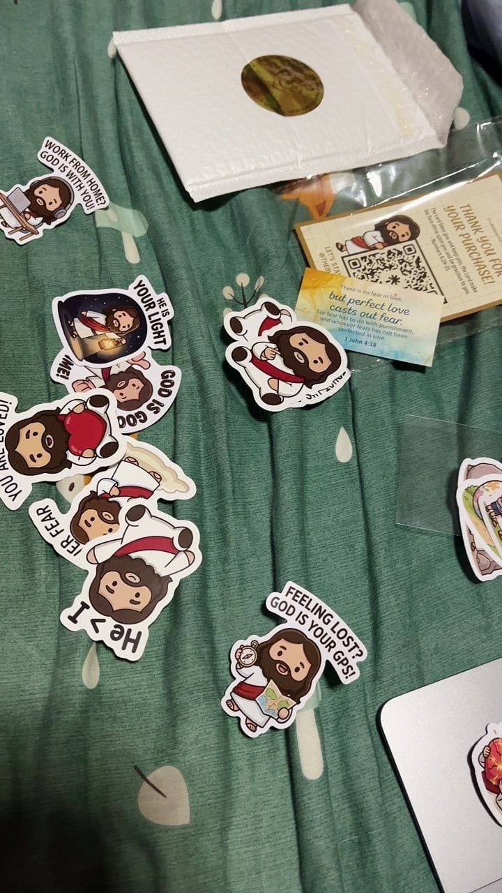 Customer photo review of God's Got You Pack (5pcs)