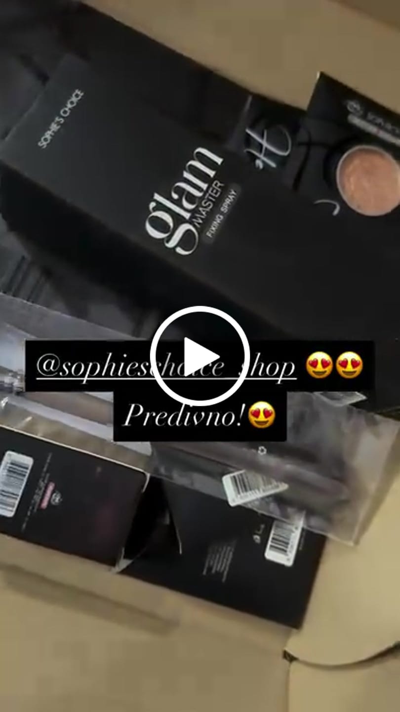 Customer video review of GLAM MASTER fiksator šminke