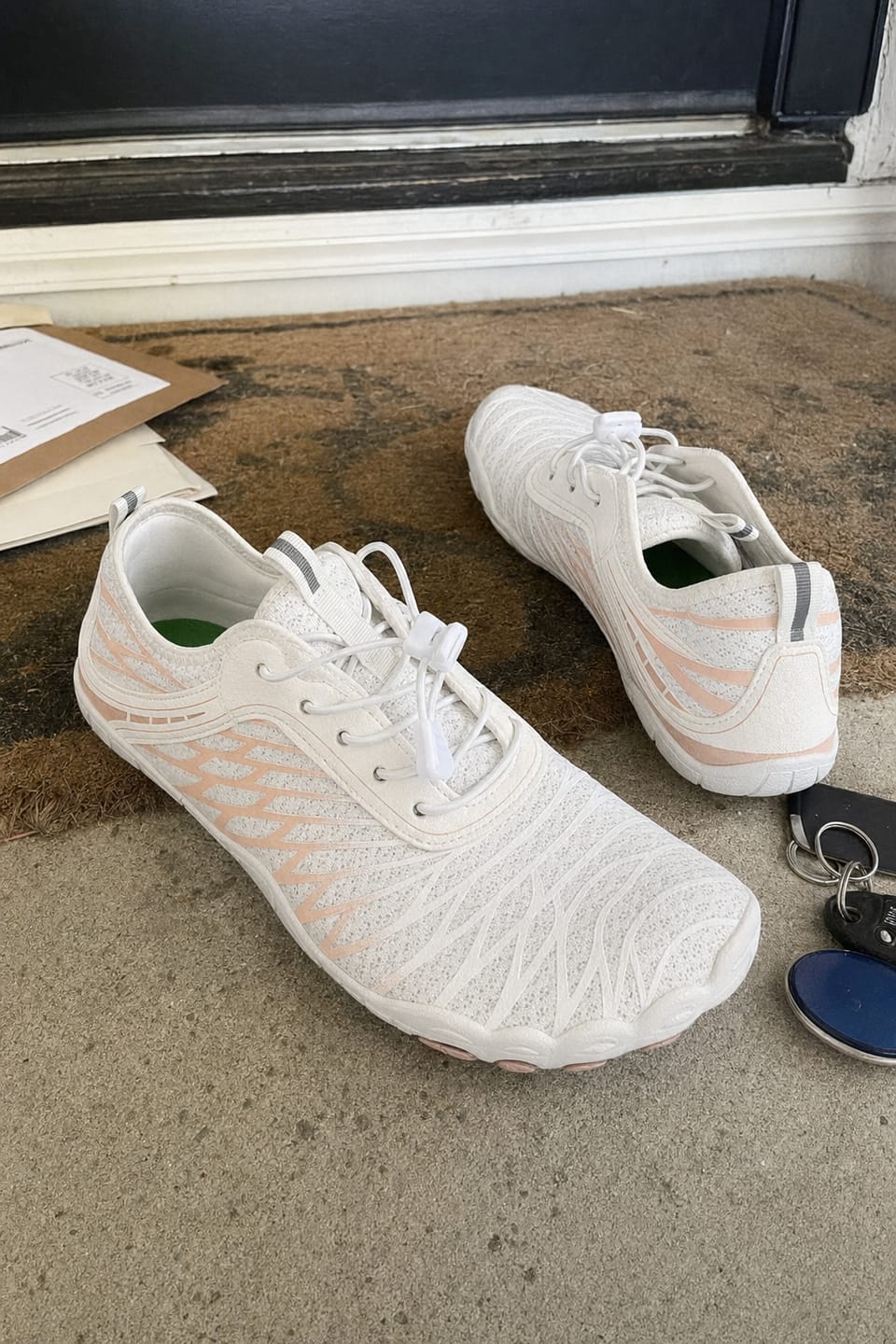 Customer photo review of Motion Ground™ – Copper-Grounded Barefoot Shoes for Natural Balance (Unisex)