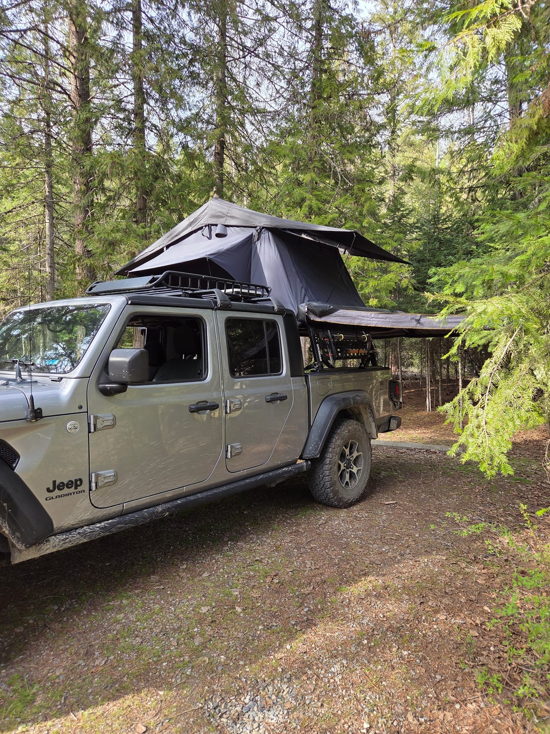 Customer photo review of OPENROAD Soft Roof Top Tent