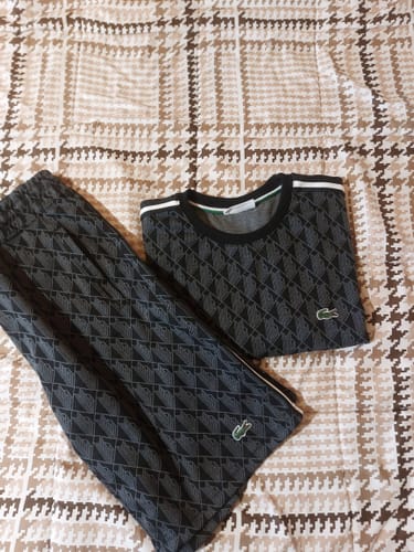 Recensione con foto di un cliente su Coordinati Lacoste: T-shirt + Pantaloncino