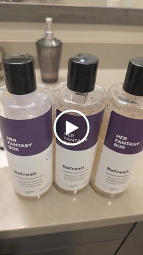 Customer video review of Refresh Plant Based Yoni Gel Wash (pH Balancing) - 3 pk