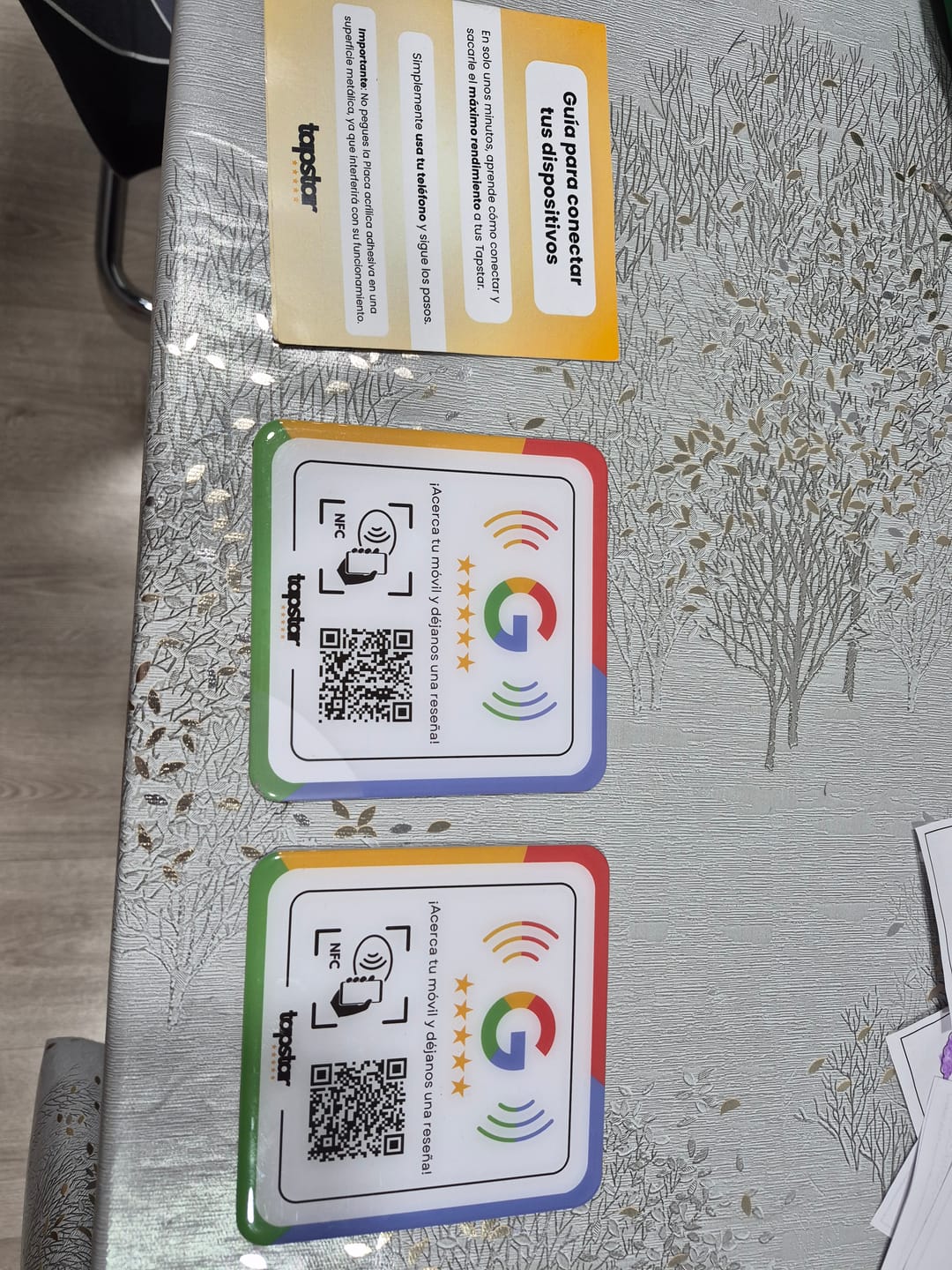 Customer photo review of Placa Reseñas de Google