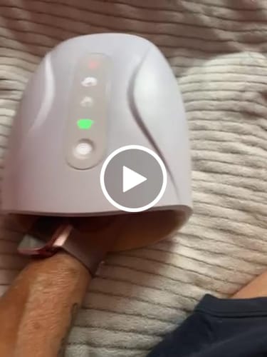 Customer video review of HandCare+ Regeneráló Kézmasszírozó