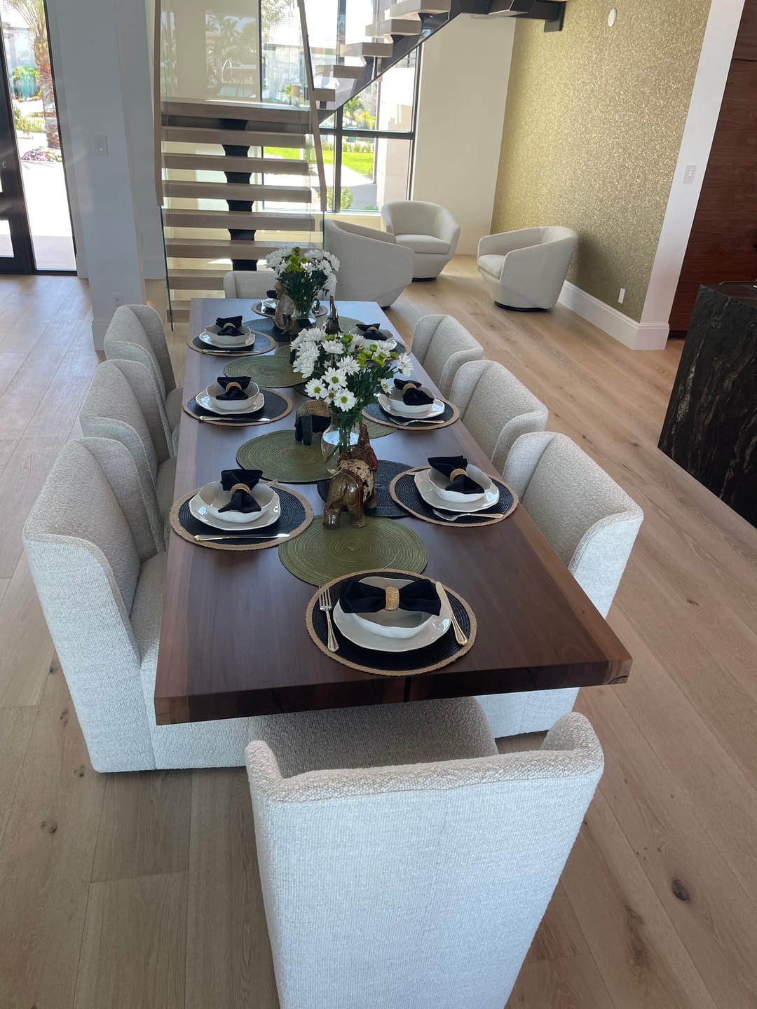 Customer photo review of 16-Piece Stoneware Set-Pearl White