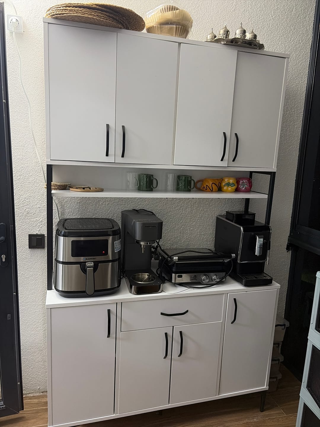 Customer photo review of Rani JE127 Çok Amaçlı Dolap 8 Kapaklı 1 Çekmeceli Kiler Mutfak Dolabı Beyaz
