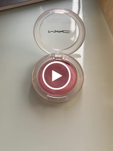 مراجعة بالفيديو من عميل لمنتج MAC Glow Play Blush – Totally Synced – Creamy Buildable Cheek Color