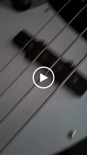 Customer video review of Cuerda 3ra Bajo 085 Queen QB085