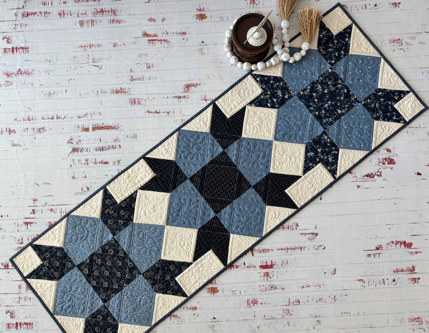 Customer photo review of Bluebirds Nest Simple Bundle (8) Fat Quarter Bundle