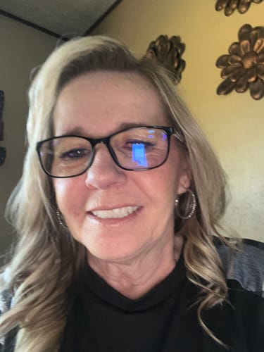 Customer photo review of Color Changing 4 in 1 Foundation