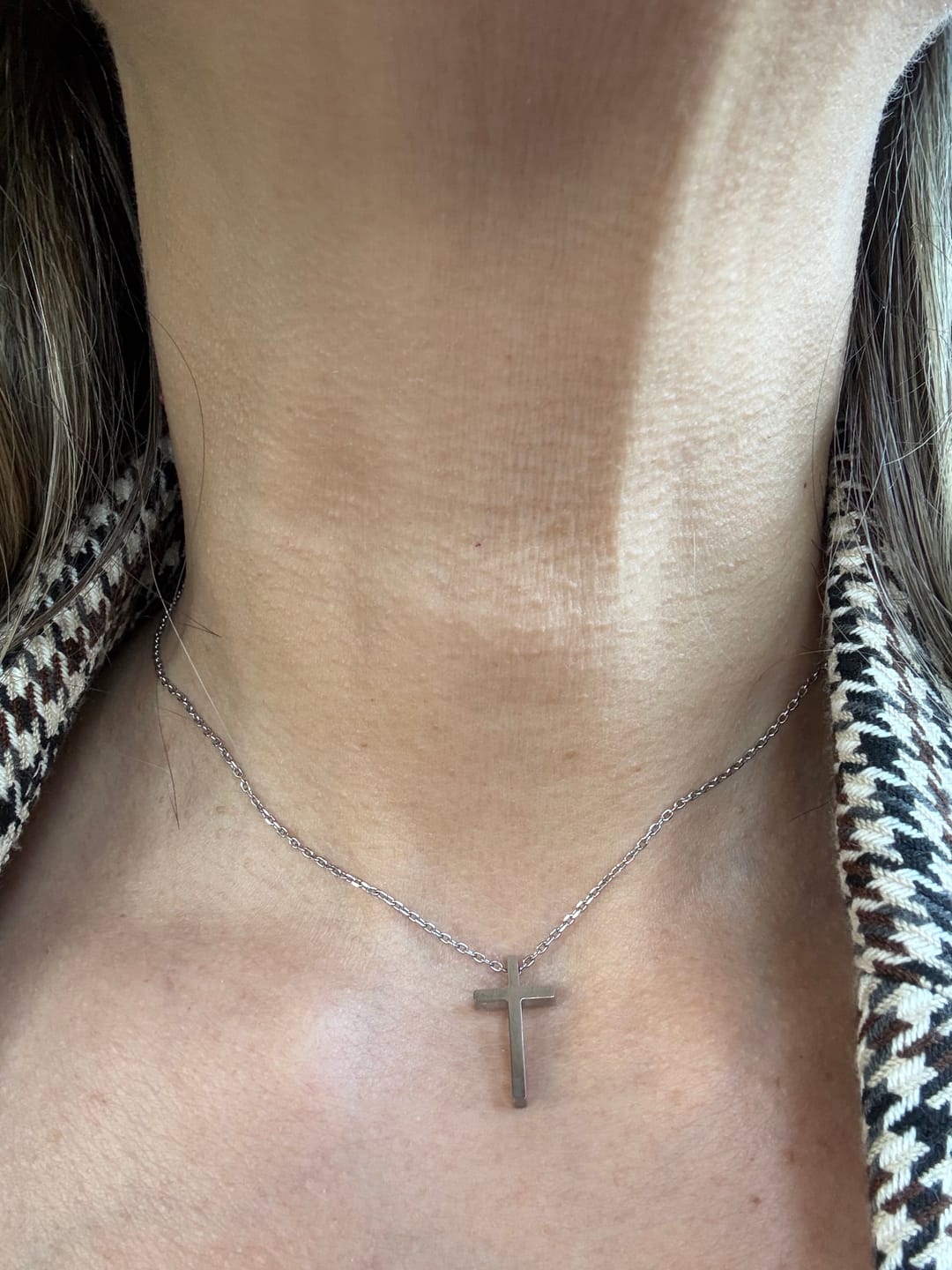 Customer photo review of Collar Mesías