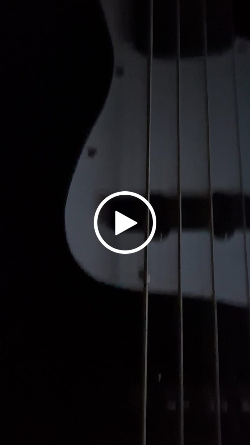 Customer video review of Cuerda 4ta Bajo 105 Queen QB105
