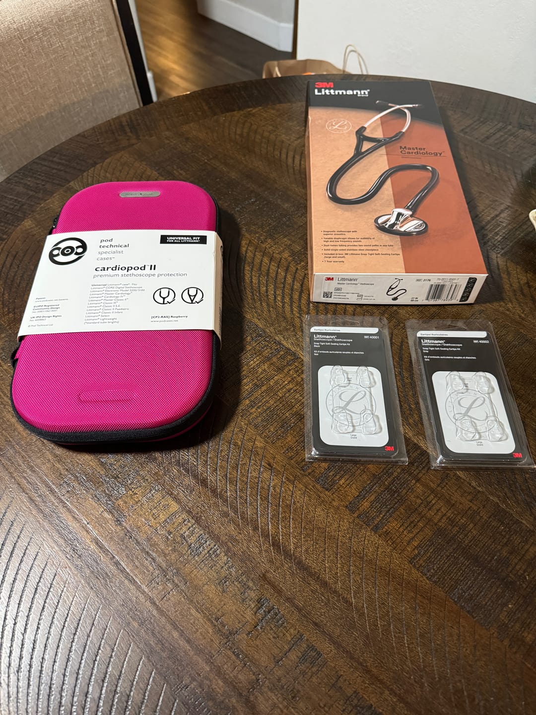 Customer photo review of Pod Technical Cardiopod II Stethoscope Case for all Littmann Stethoscopes - Raspberry