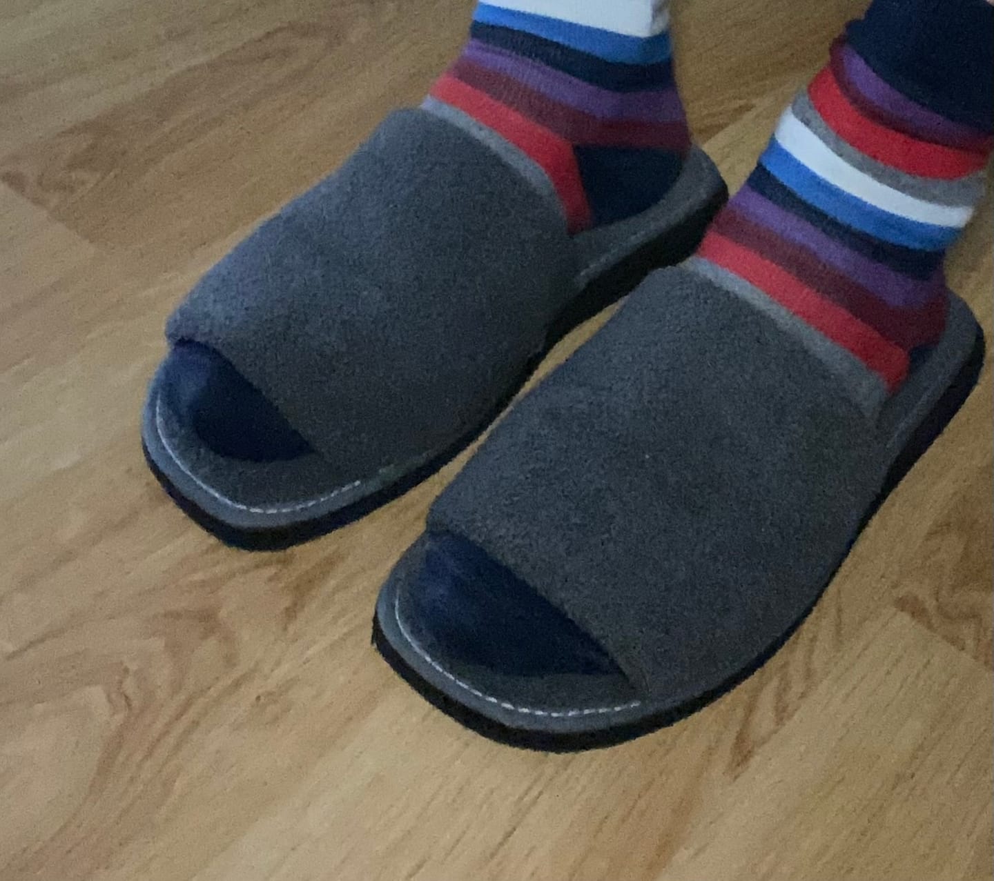Customer photo review of Chinela de rizo largo puntera abierta de Andinas hombre