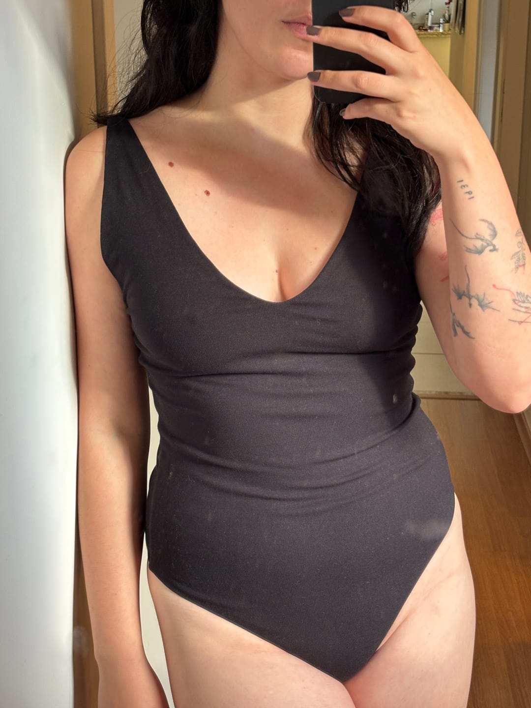 Customer photo review of Body Papoula Preto