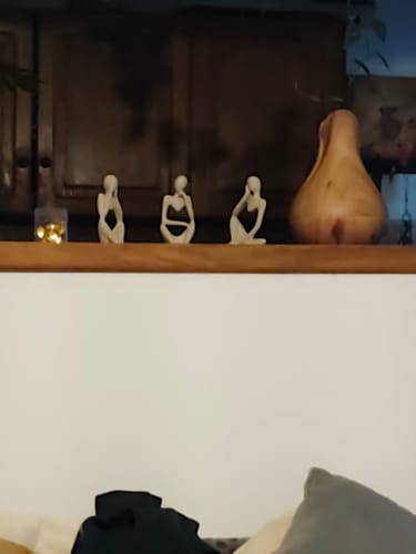 Customer photo review of 3 Piezas Adorno Escultura Abstracta Pensador Deco Homilu