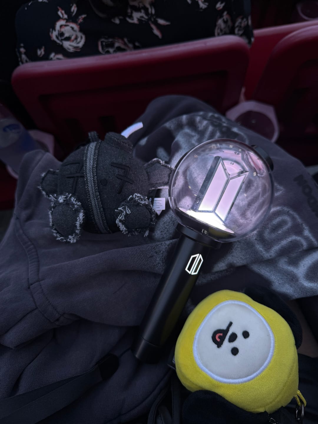 Customer photo review of RECHARGEABLE LIGHTSTICK BATTERY 2.0 VER.