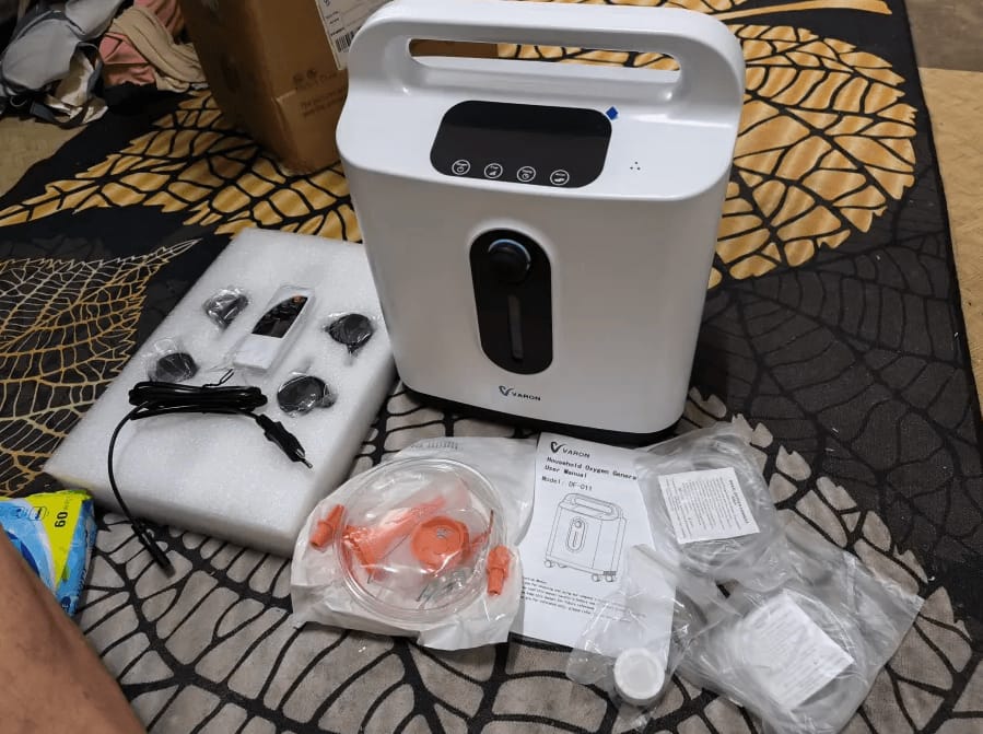 Customer photo review of VARON DF-011 |Continuous Flow Home-Use 1-8L/Min Oxygen Concentrator
