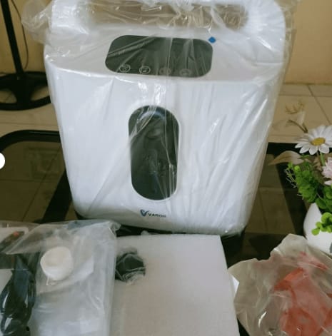 Customer photo review of VARON DF-011 |Continuous Flow Home-Use 1-8L/Min Oxygen Concentrator