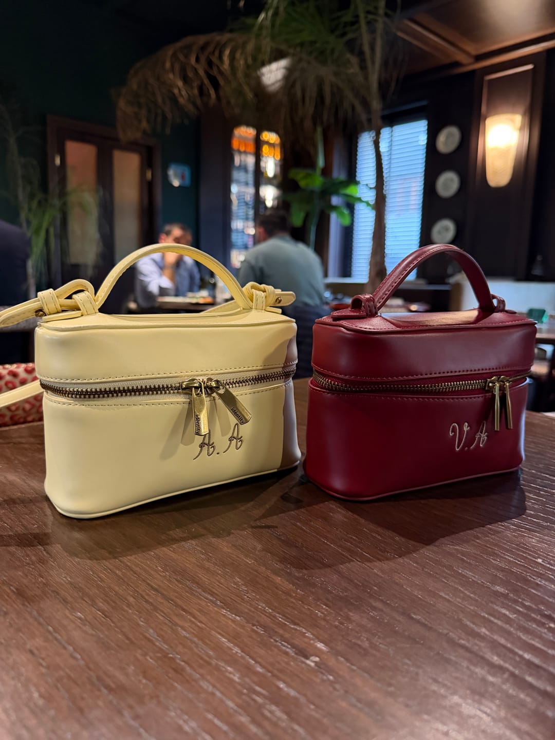 Customer photo review of Borsa Vanity - Amarena