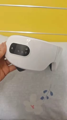 Customer photo review of BESTGOD Eye Massager With Heat Vibration