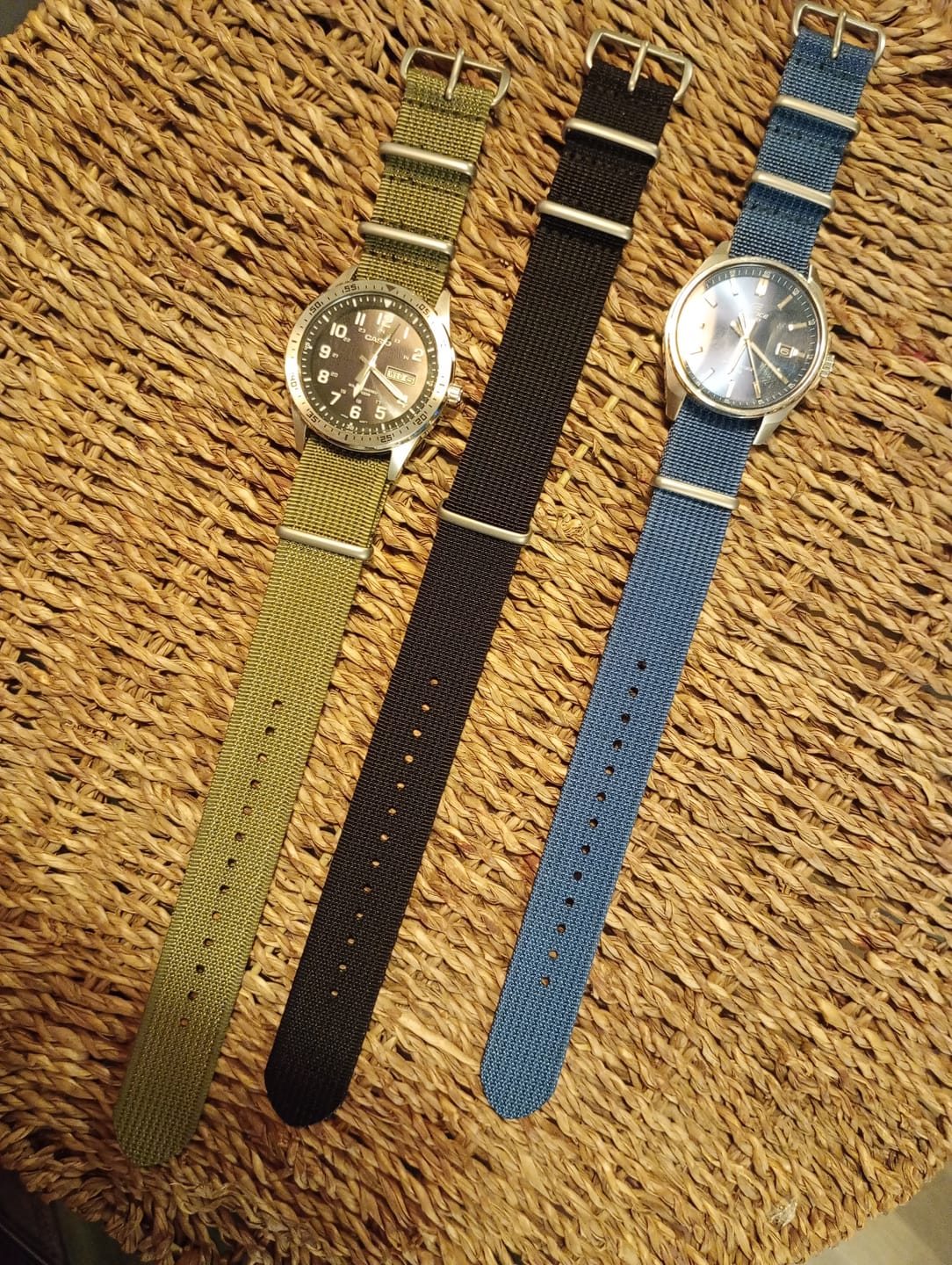 Customer photo review of Correa Nato Dando La Hora Verde
