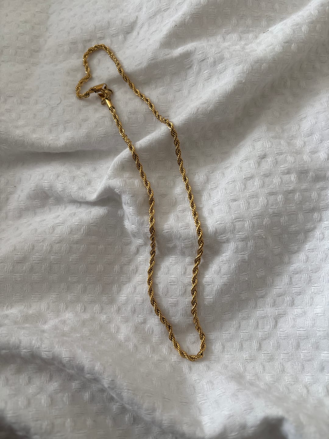Customer photo review of XL T-Bar Necklace