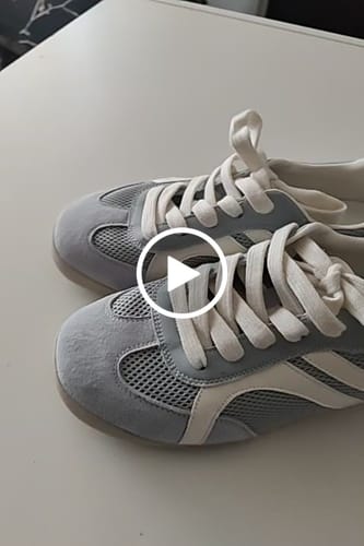 Customer video review of Miuccia Blue