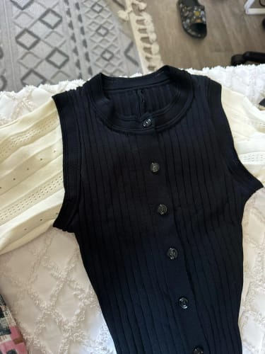 Customer photo review of Sandro short sleeve knit