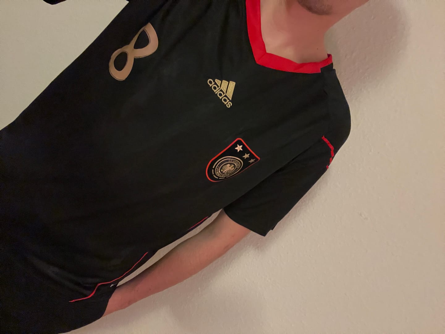 Customer photo review of Mesut Ozil - Germany Deutschland 2010 World Cup Black Jersey Trikot