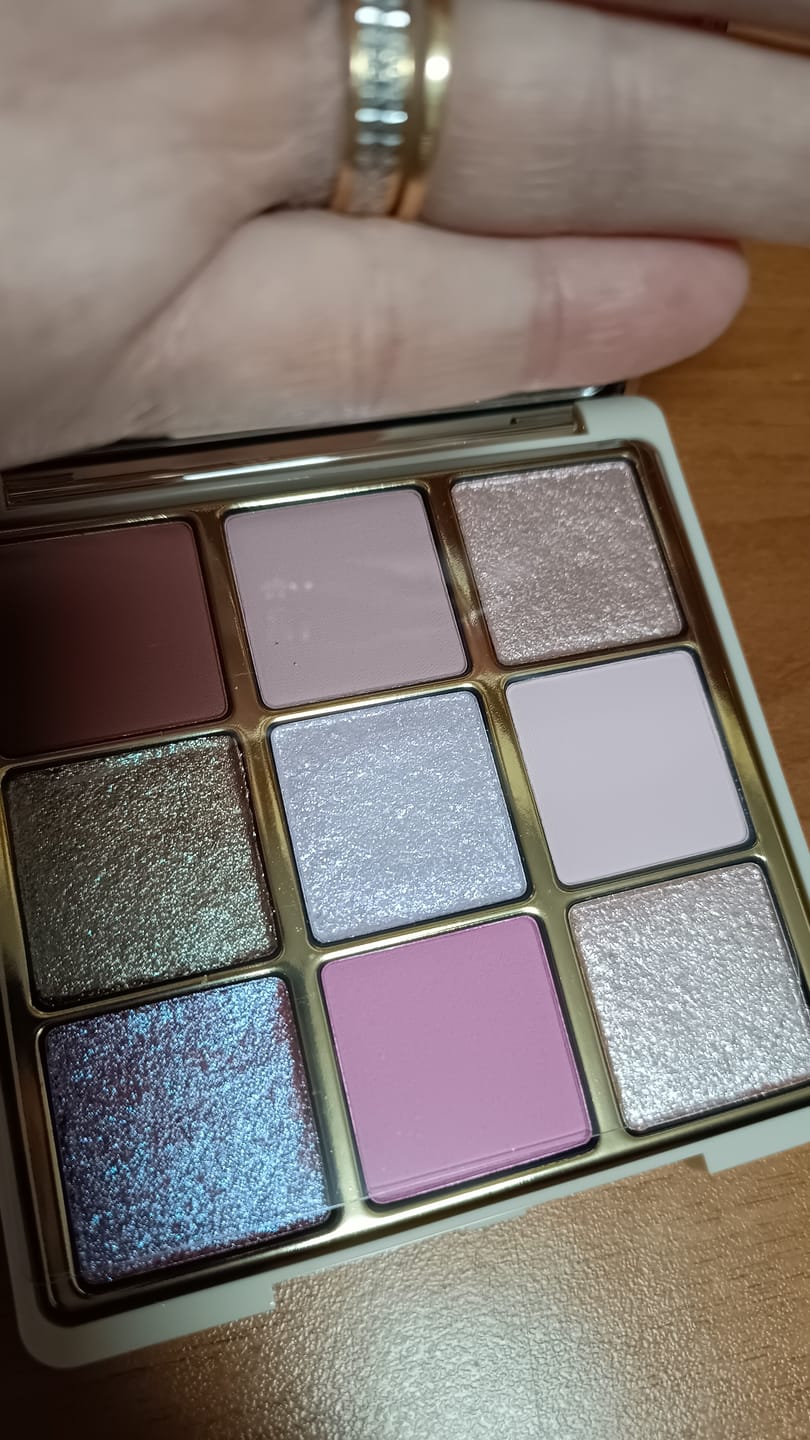 Customer photo review of Paleta de machiaj