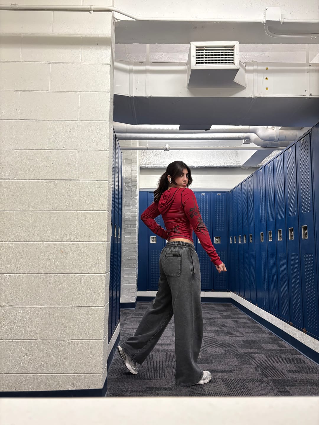 Customer photo review of 2111 - Classic Baggy Sweats