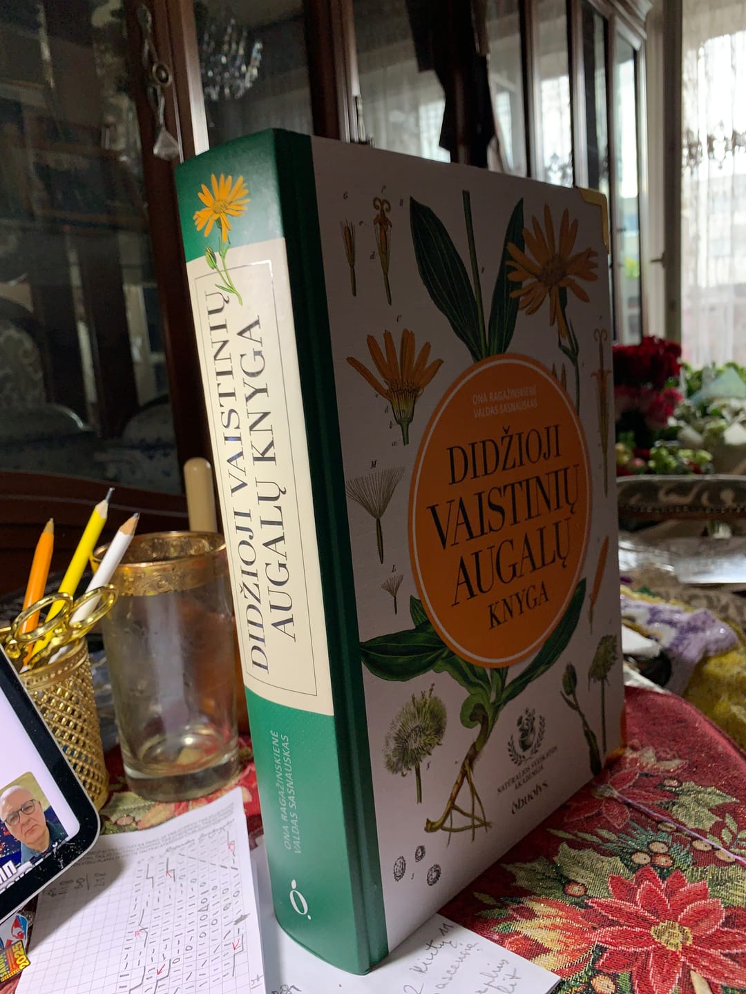 Customer photo review of DIDŽIOJI VAISTINIŲ AUGALŲ KNYGA: gydomieji augalai ir šimtai receptų kaip sustiprinti sveikatą