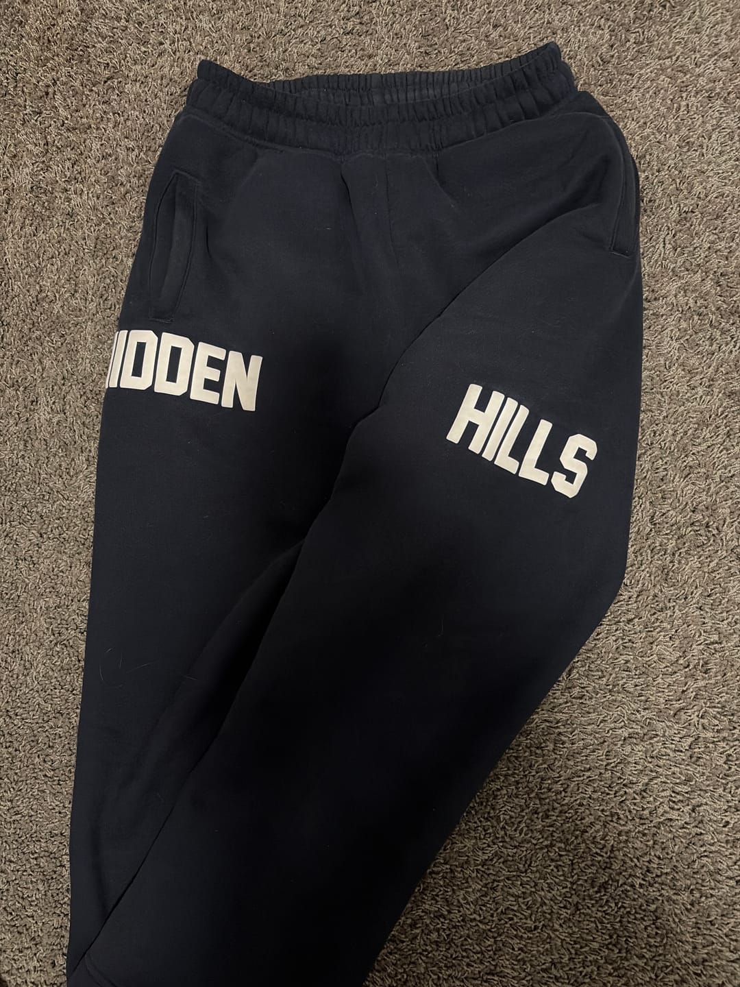 Customer photo review of GATED COMMUNITY STRAIGHT LEG SWEATPANTS NAVY