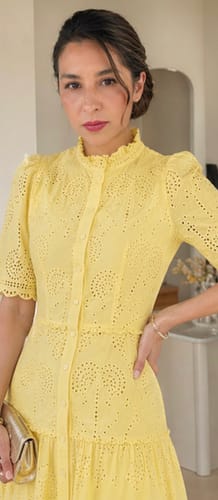 Customer photo review of Juliana Eyelet Midi Vestido