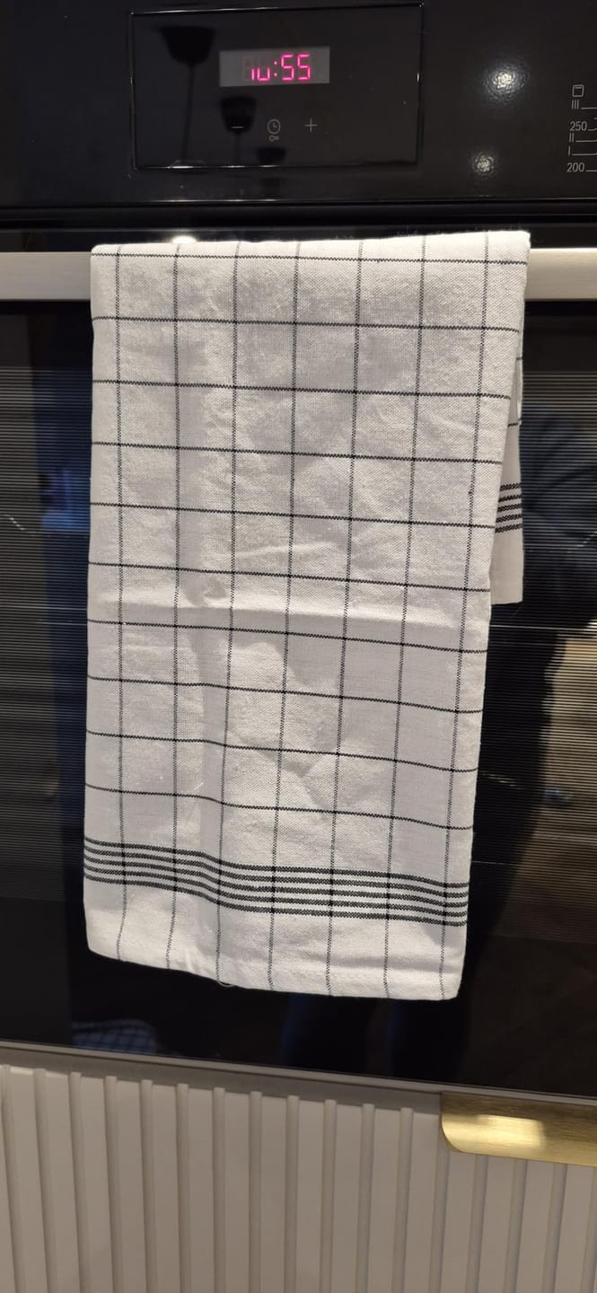 Customer photo review of Magicwipe® Premium Cotton Tea Towels (50 × 70 cm)