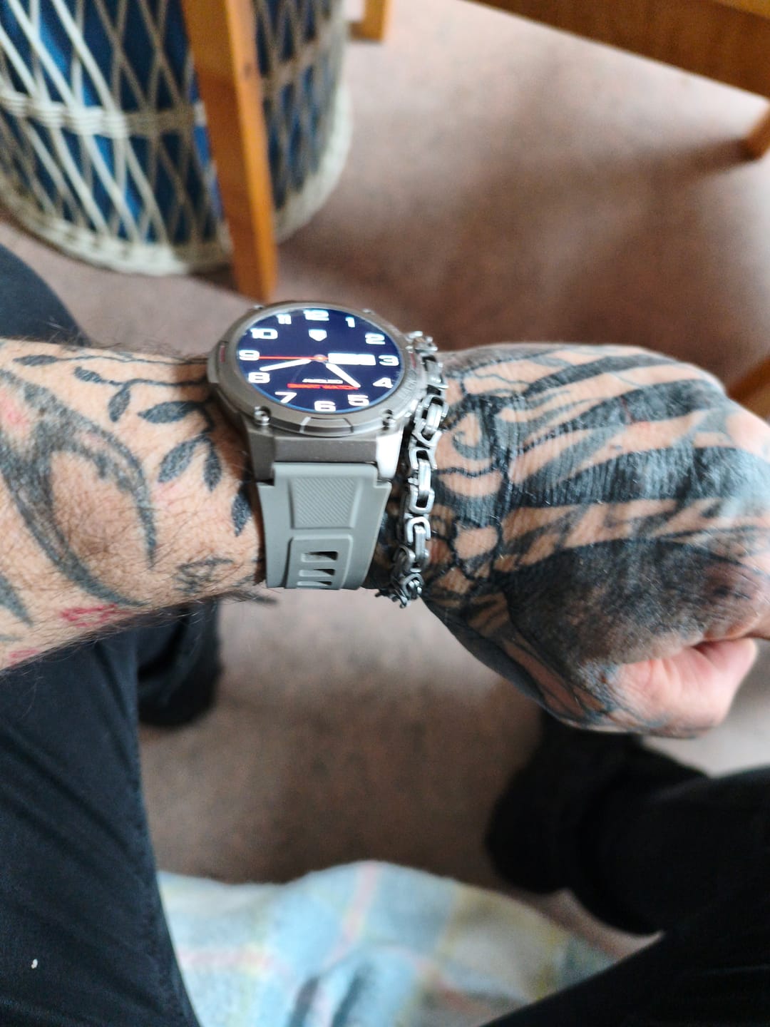 Customer photo review of ULTRA Serie Grijs bandje